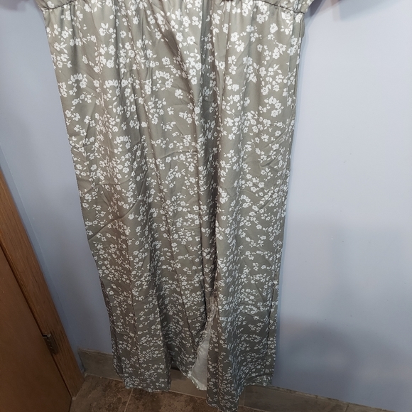 Bloom Flutter Sleeve Ditsy Floral Pocket Split Maxi Dress Size - Picture 8 of 12